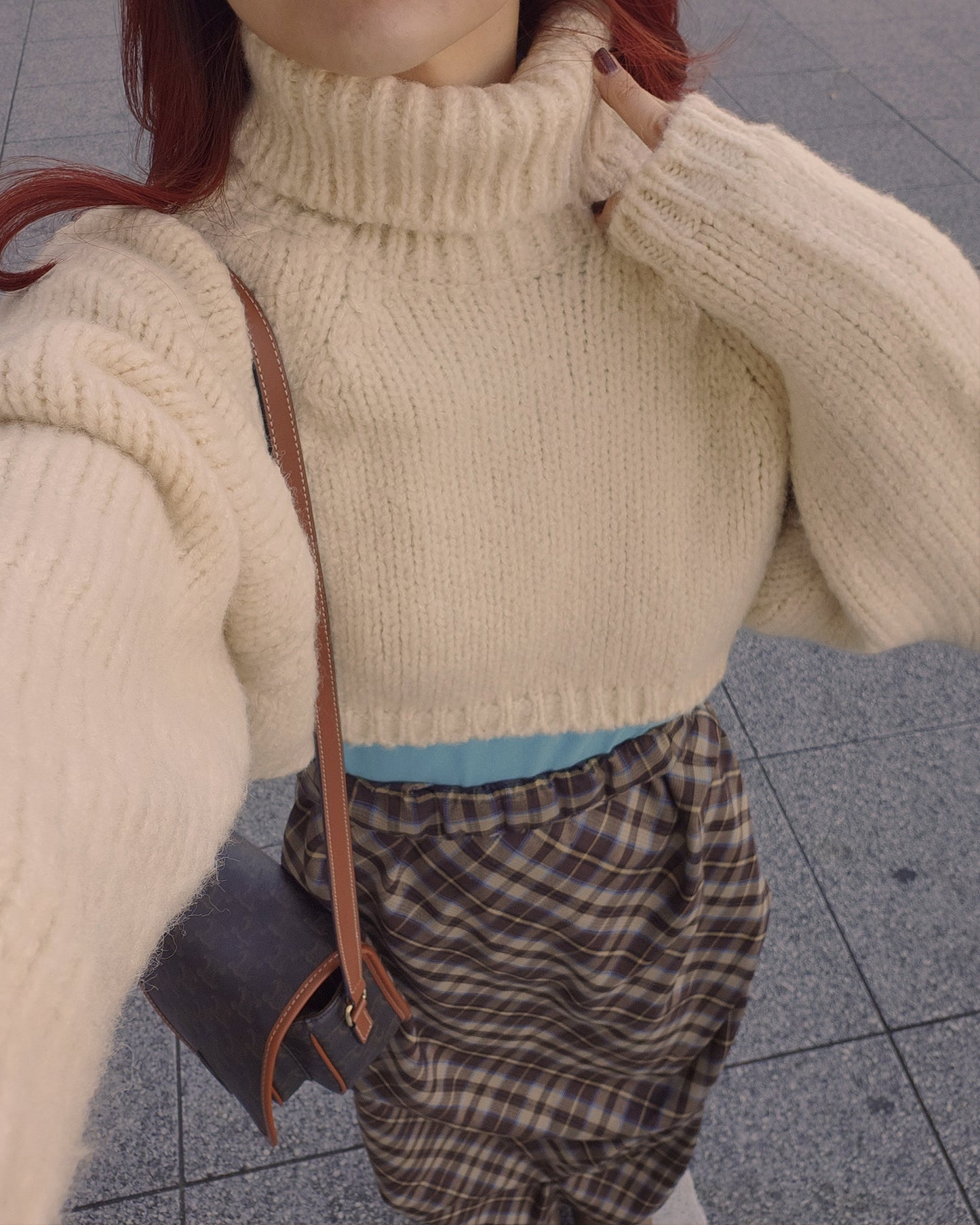 turtleneck eyelet short knit
