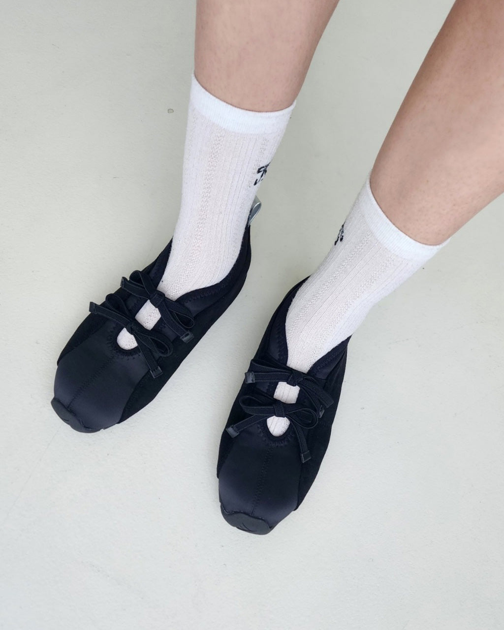 satin switching ribbon girly sneakers