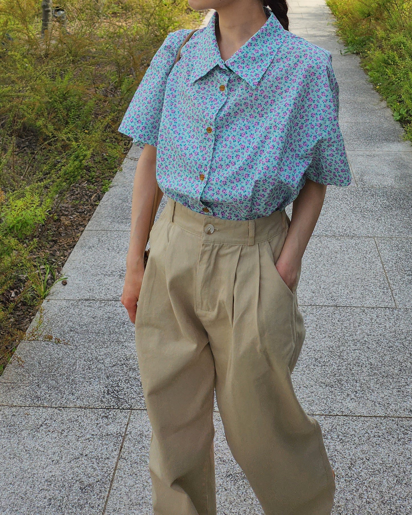 flower open collar shirt