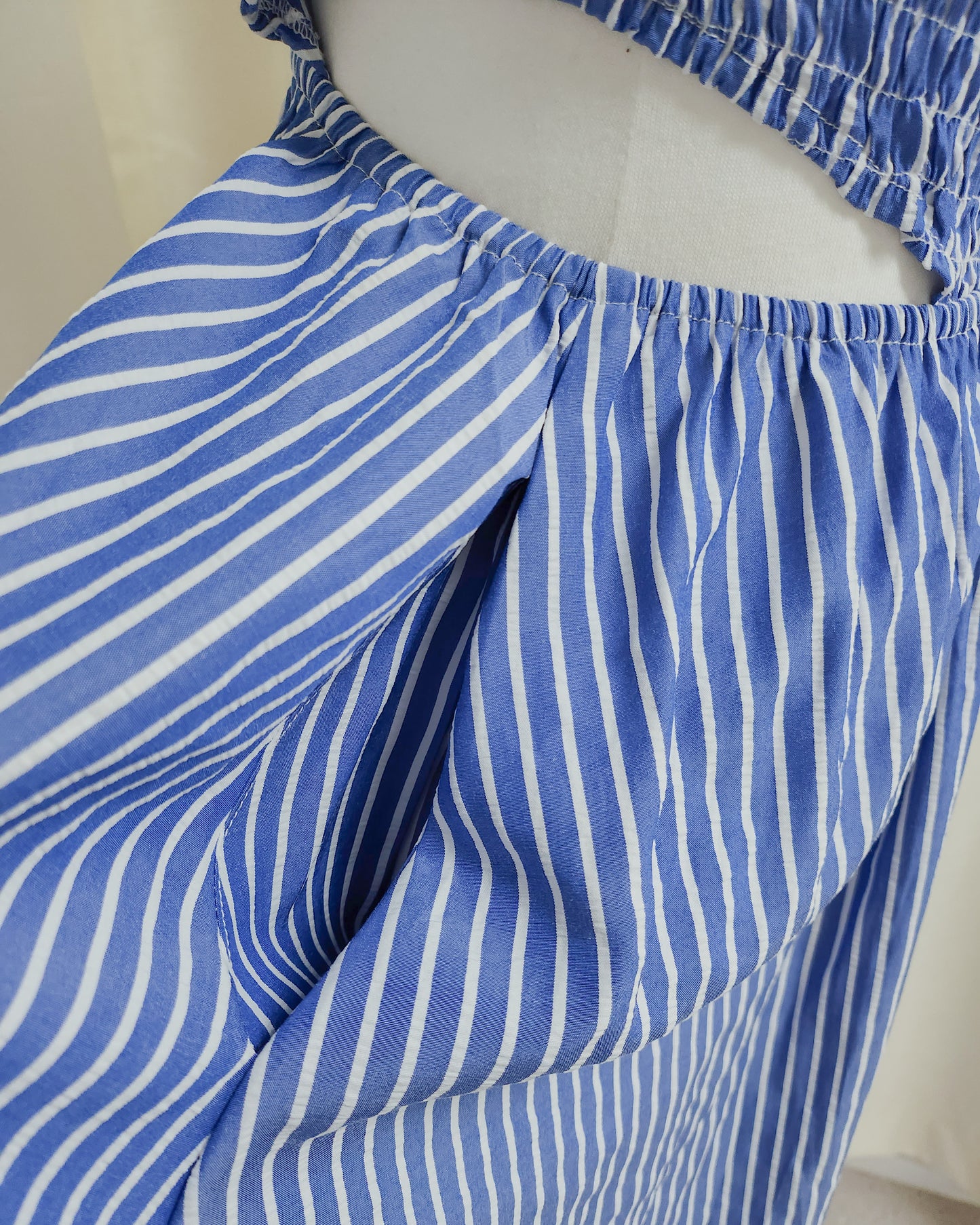 cut out stripe long dress