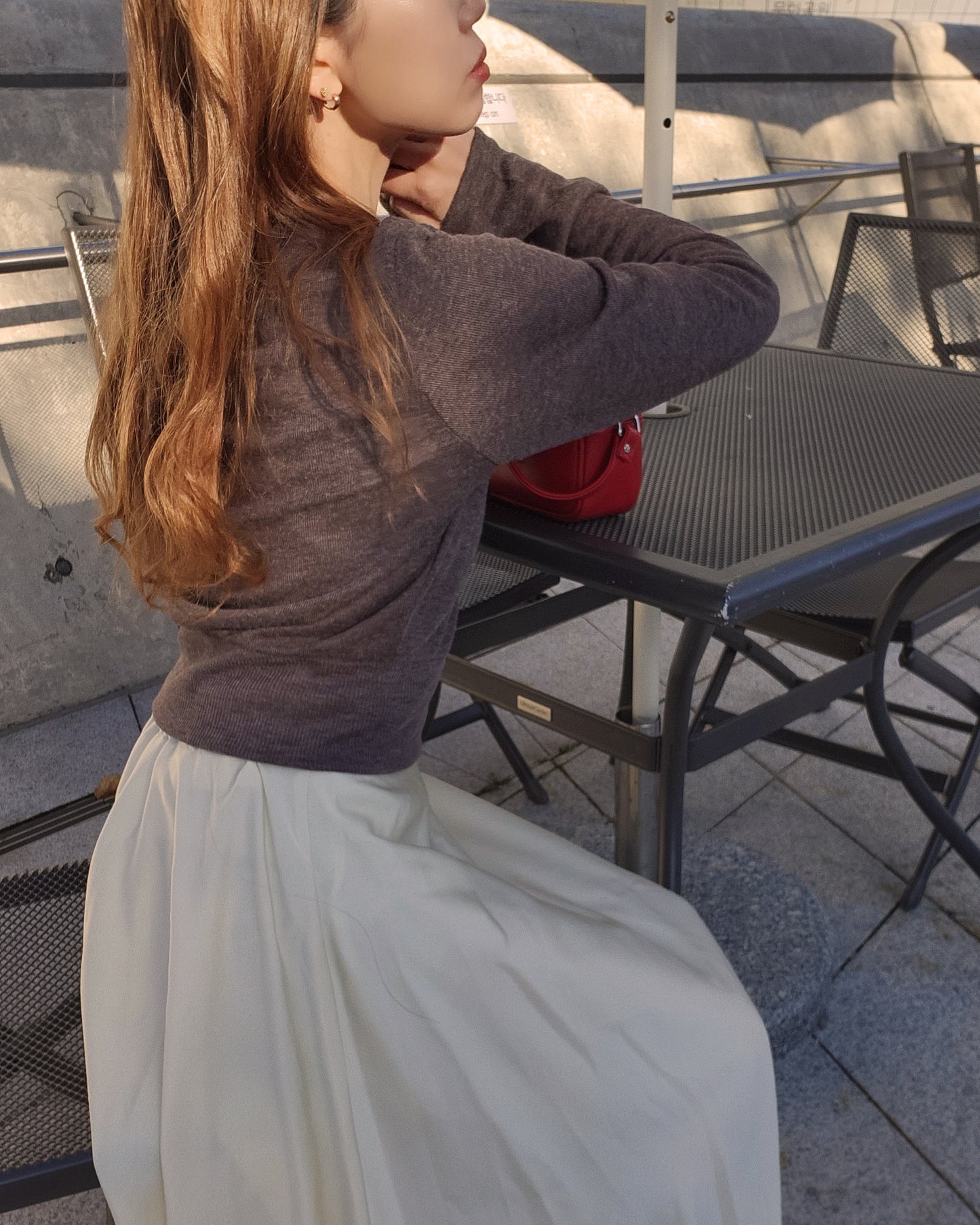 ribbon embroidery light knit T