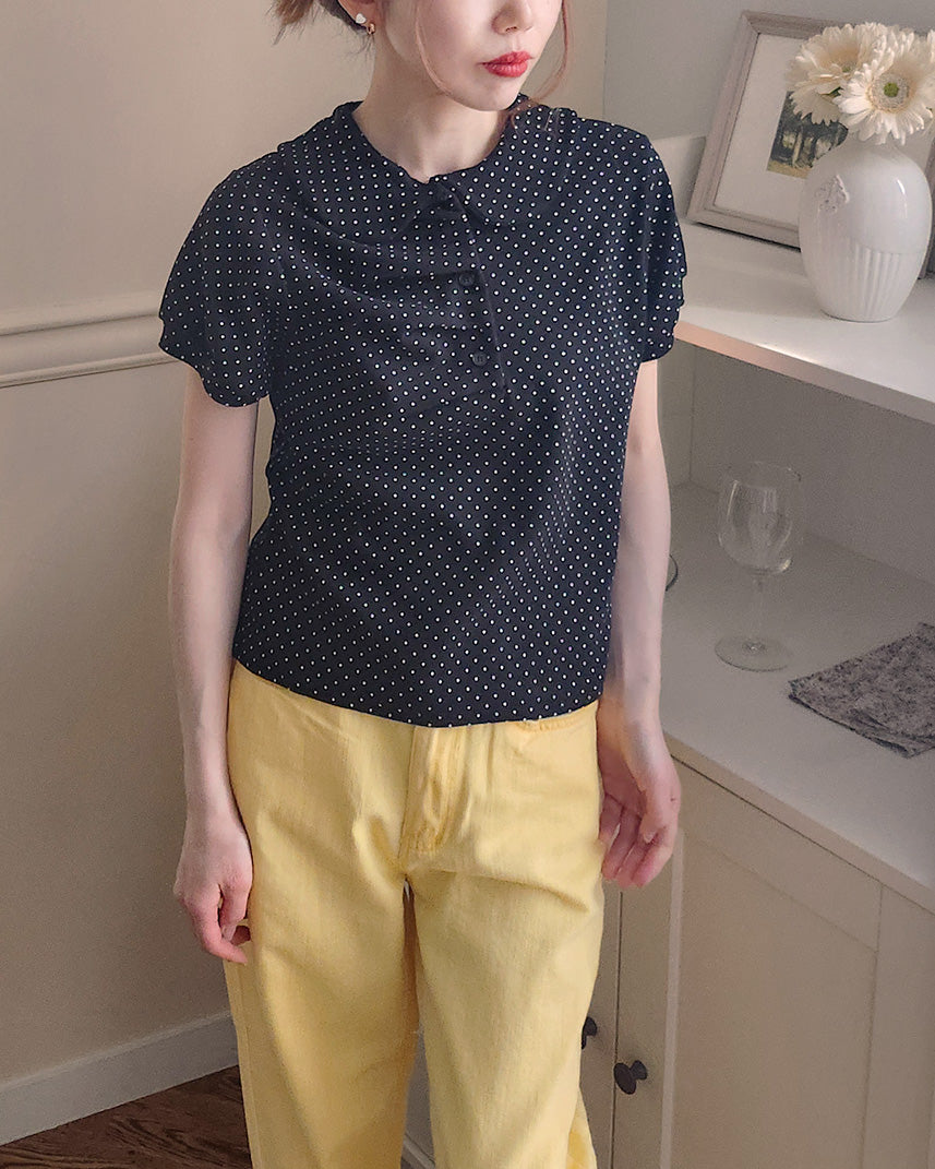 dot puff sleeve collar T