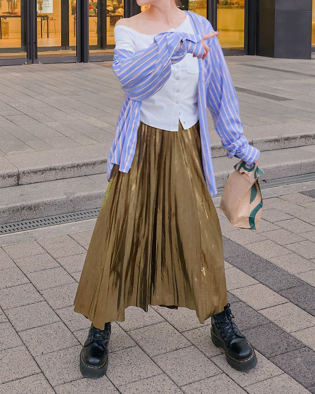 metallic pleated skirt