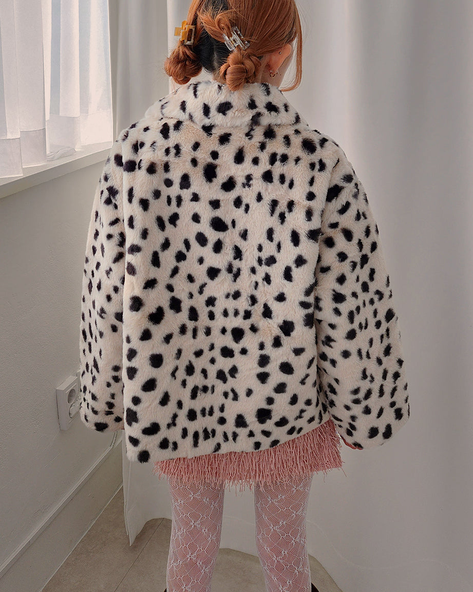 dalmatian pattern collar fur jacket