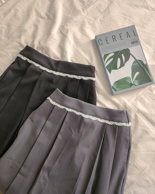 lace point pleated midi skirt