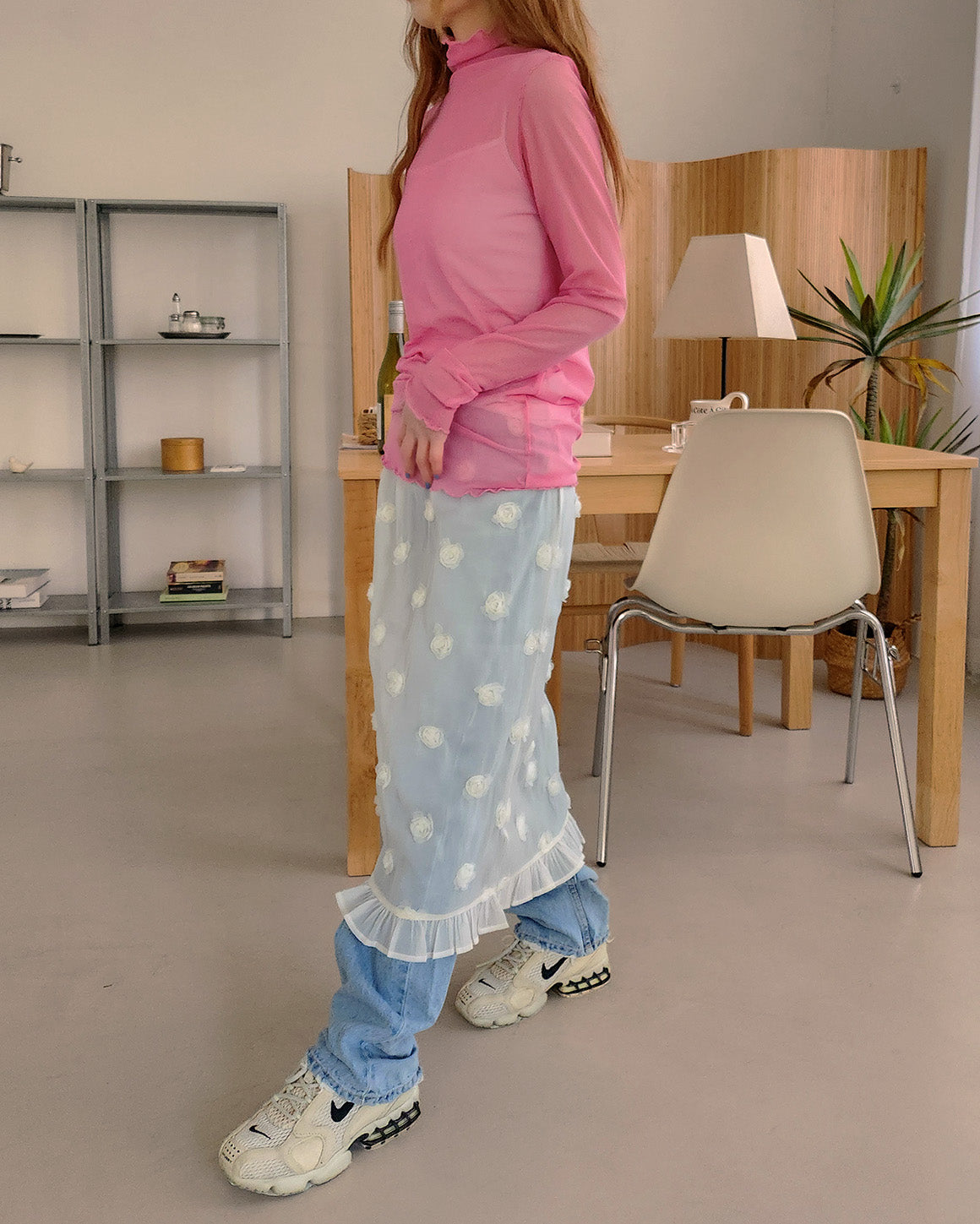 rose motif frill sheer skirt