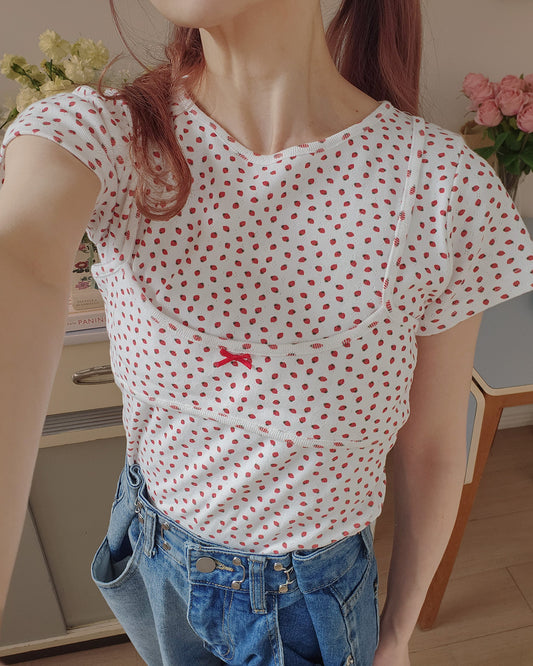 strawberry layered like T