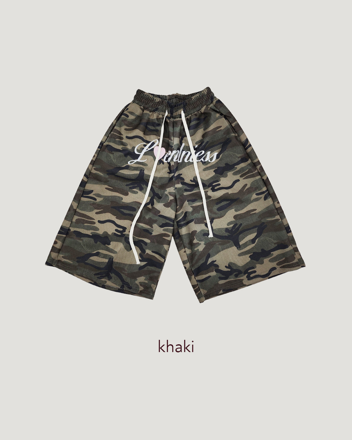 camo lettering logo half pants