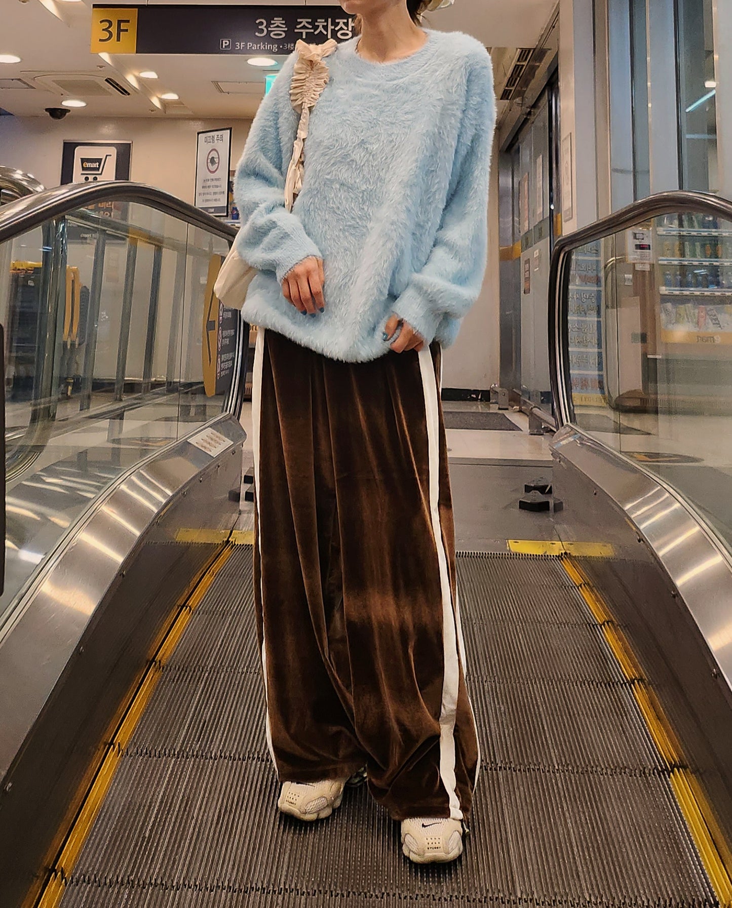 round neck shaggy knit