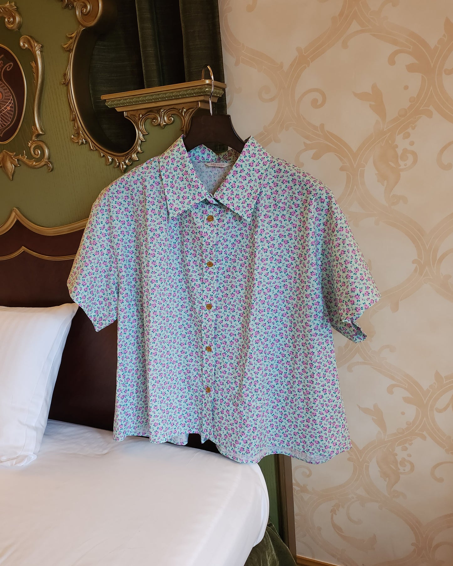 flower open collar shirt