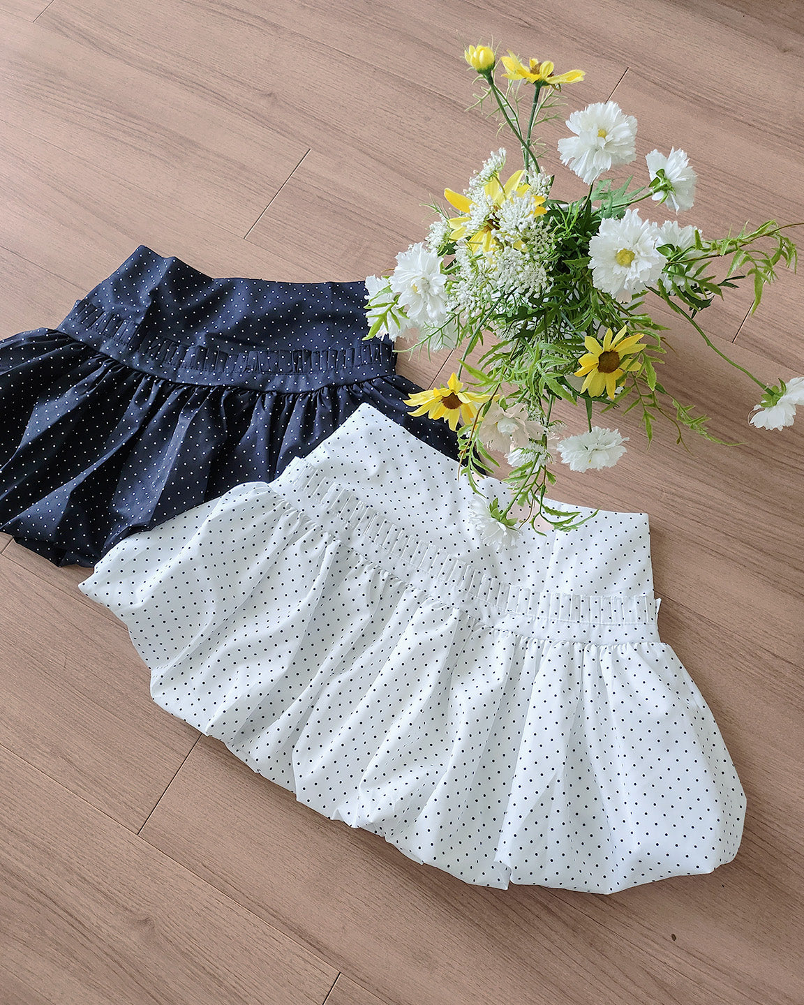 dot frill balloon mini skirt