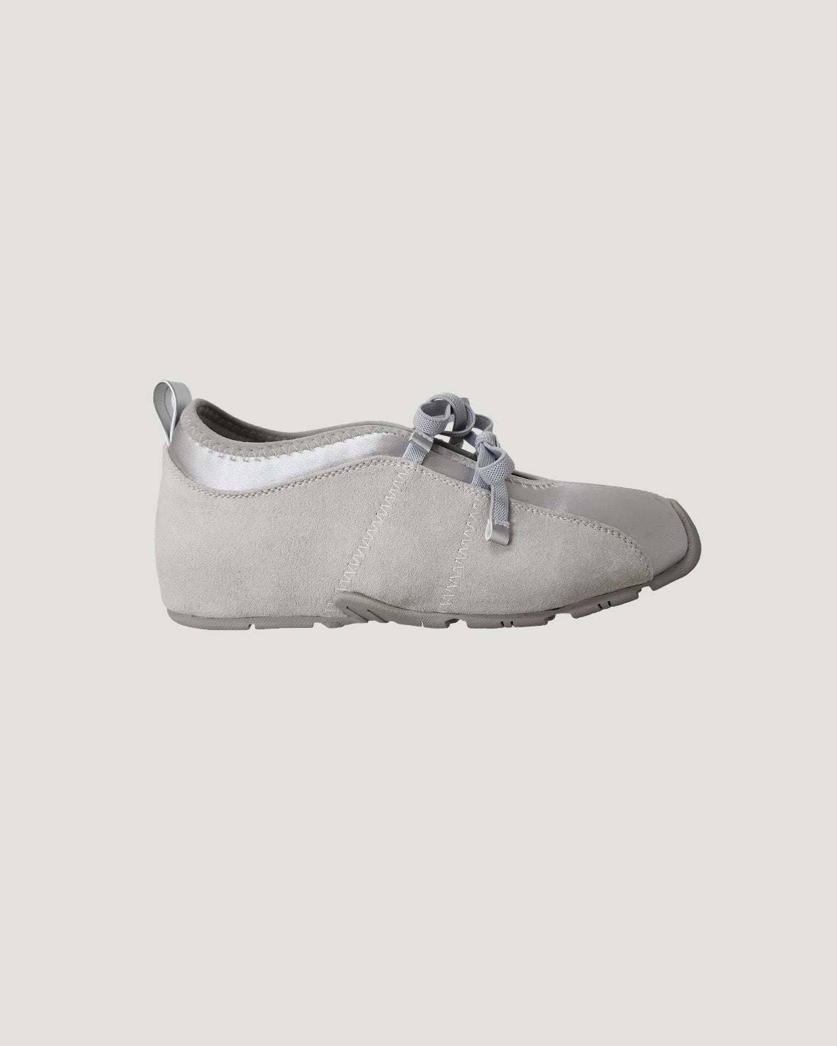 satin switching ribbon girly sneakers