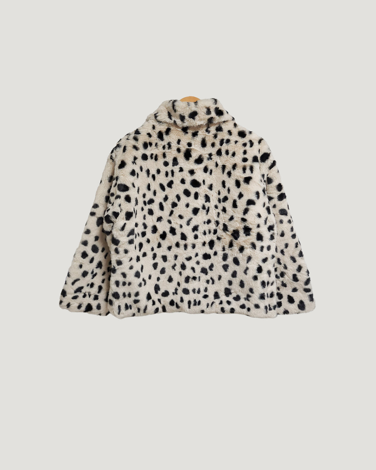 dalmatian pattern collar fur jacket