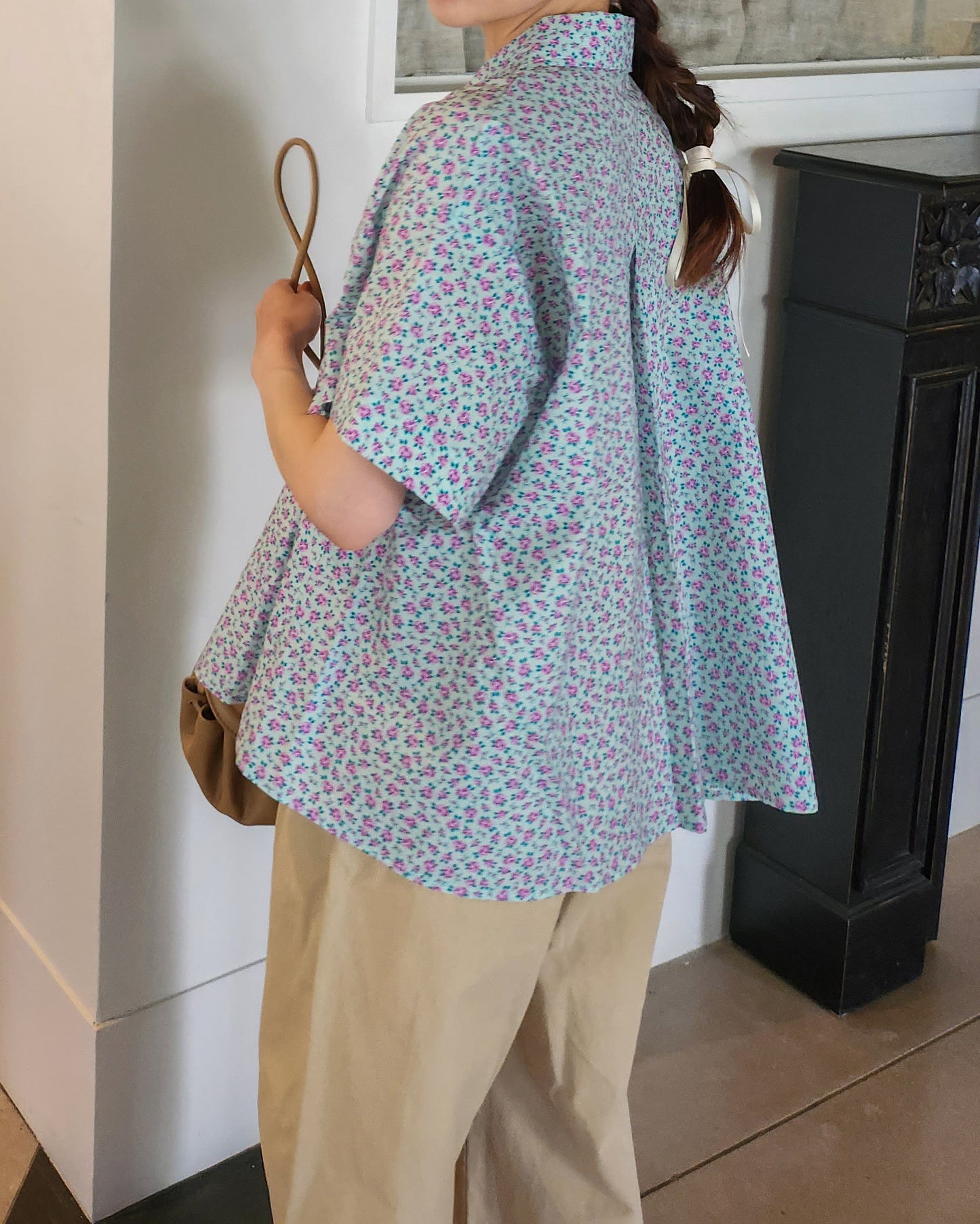 flower open collar shirt