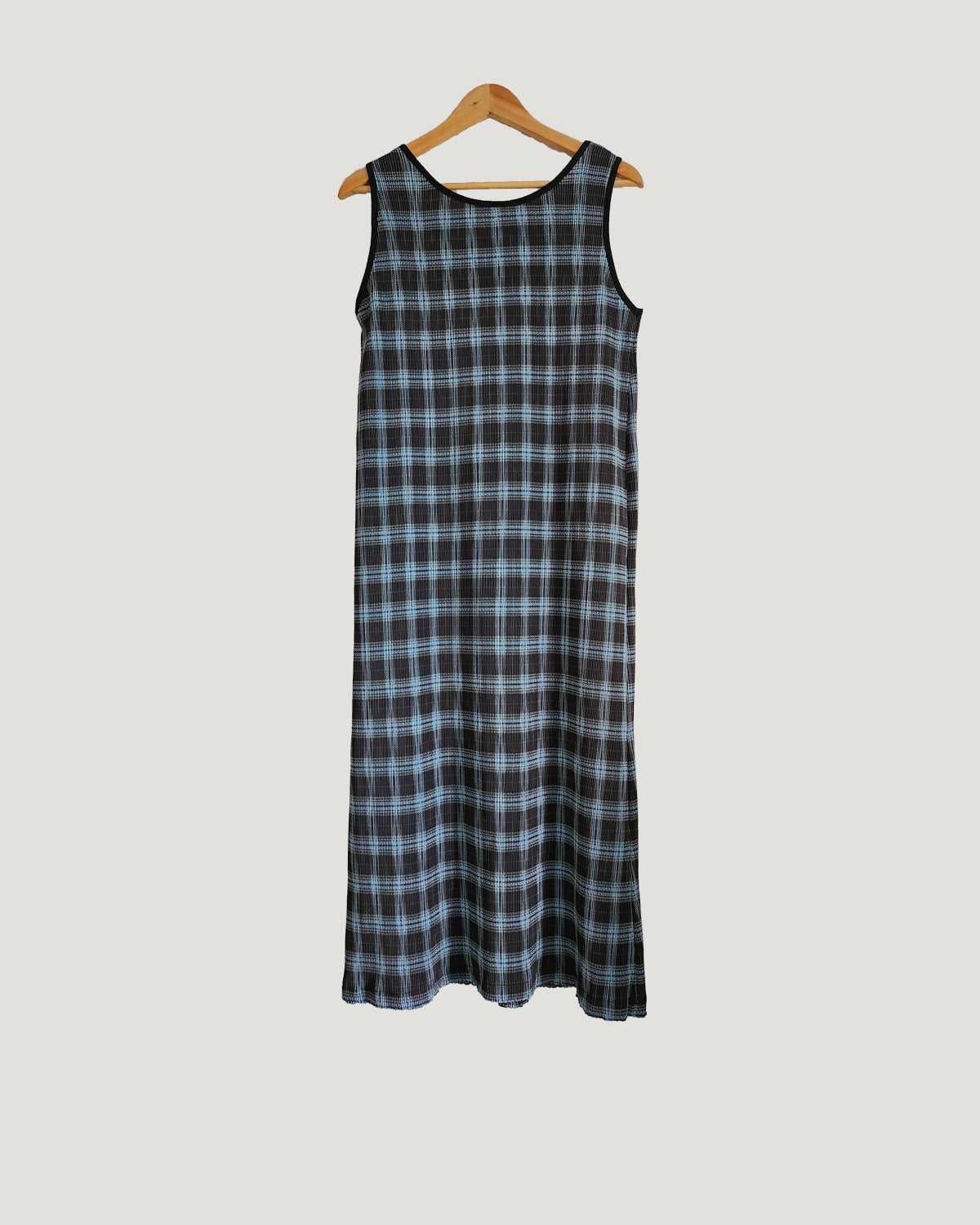check sleeve less long dress