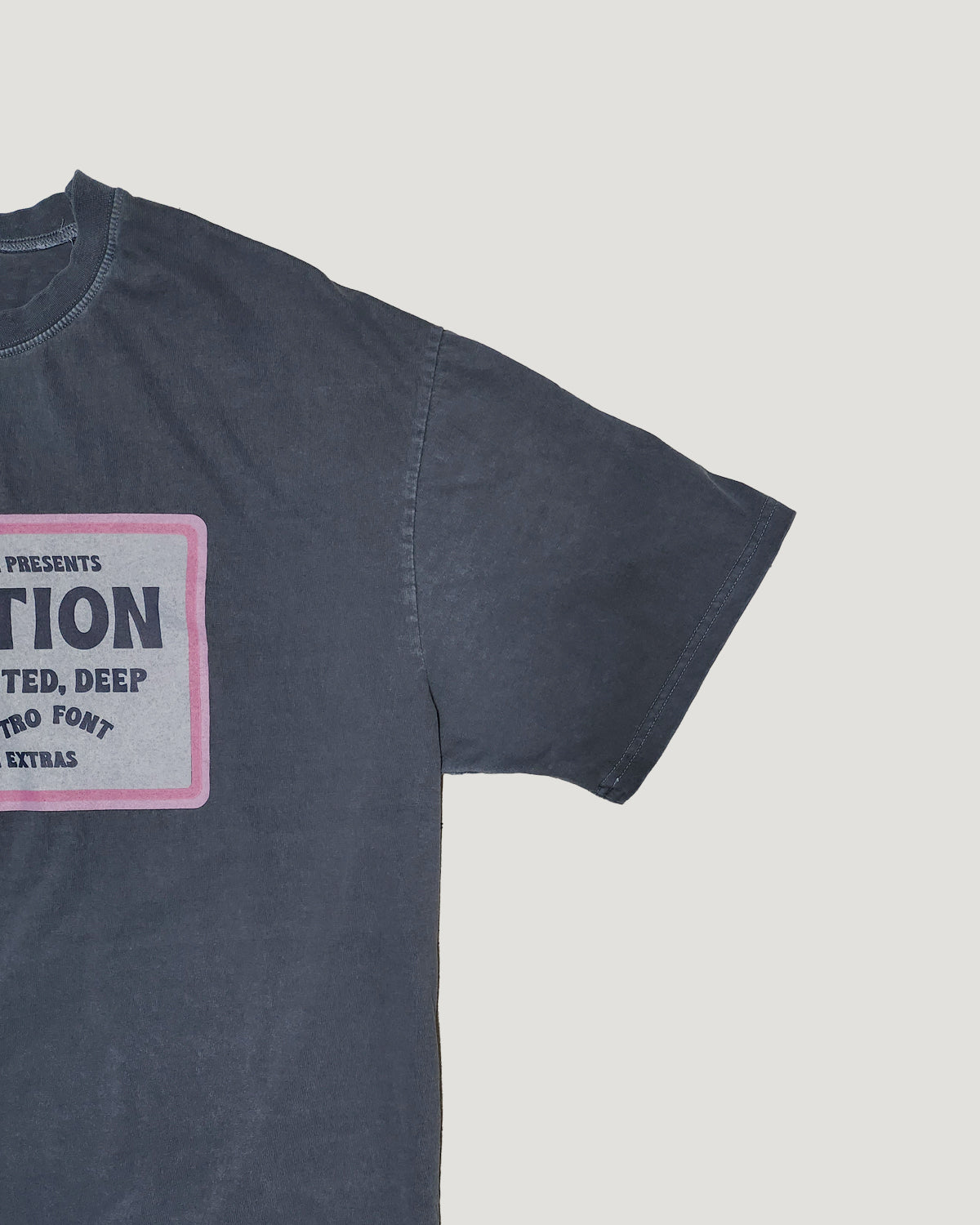 vacation box logo oversize T