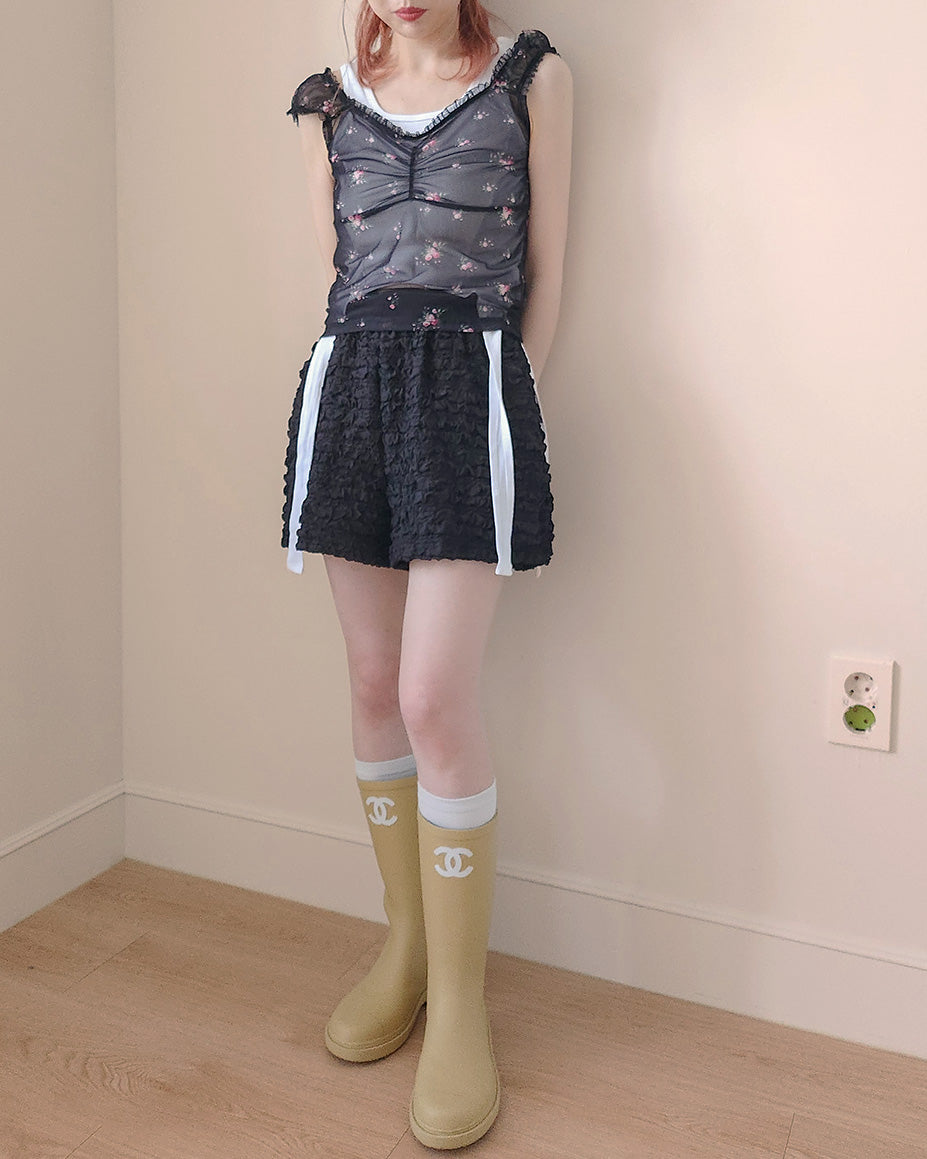 frill short pants