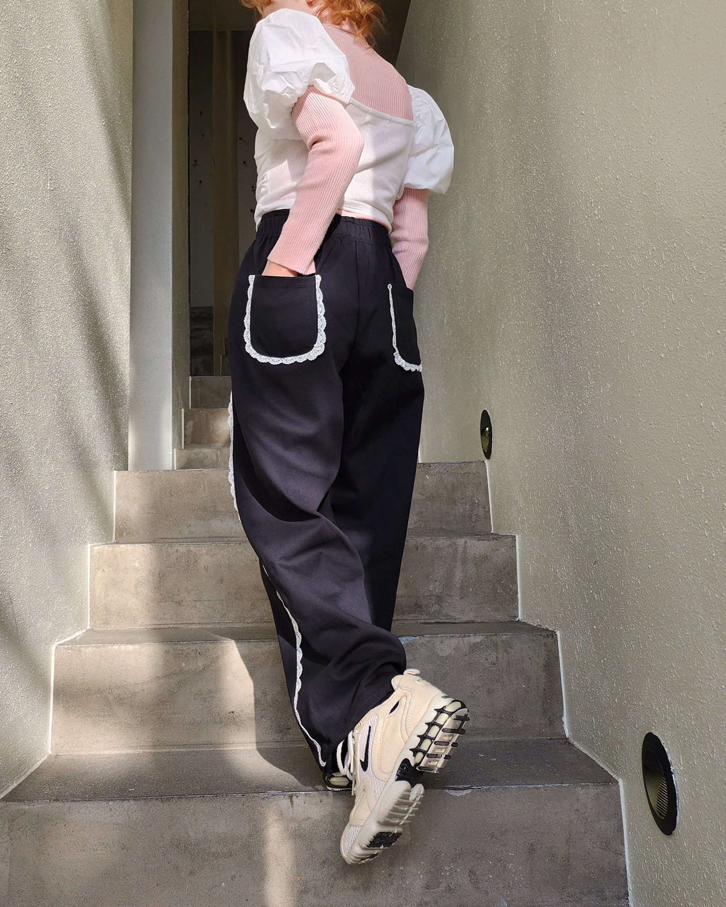 lace line sweat jogger pants