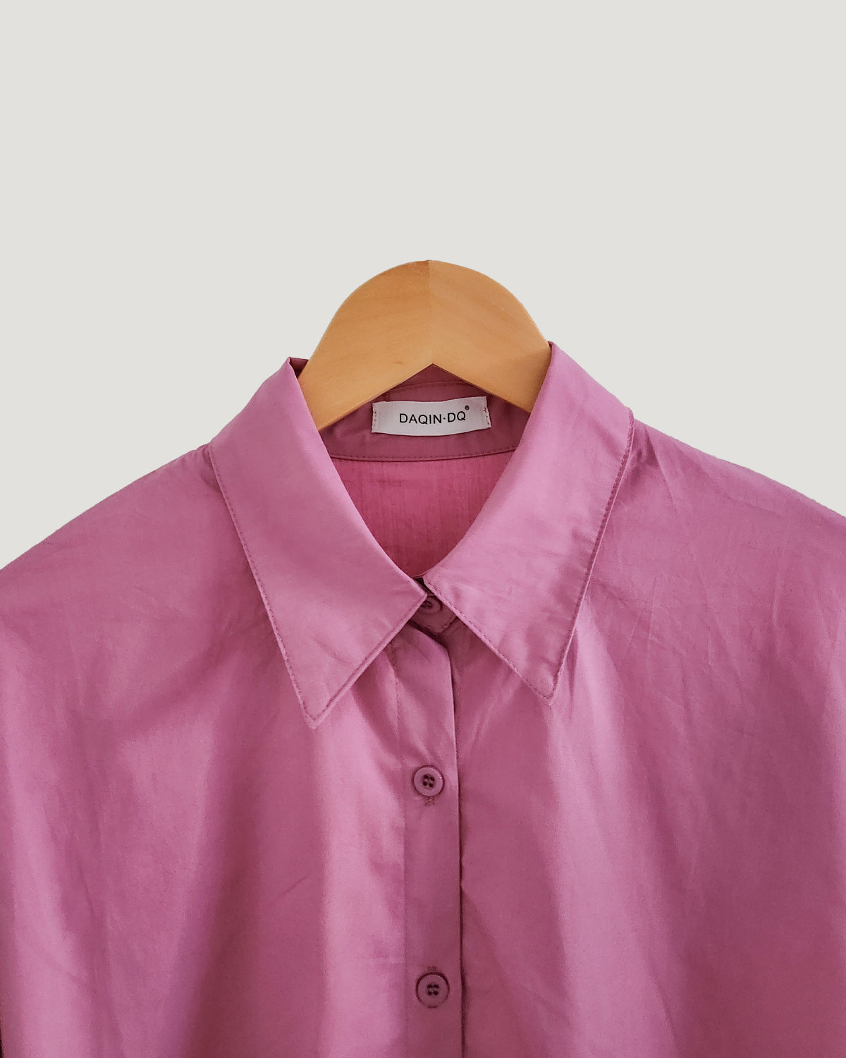 basic color shirt