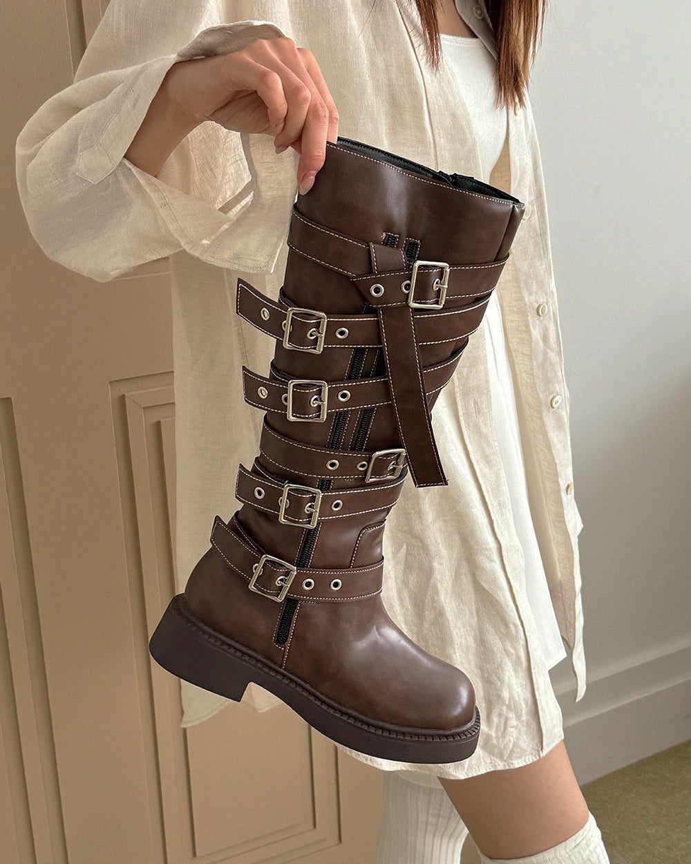 overlapped belt boots