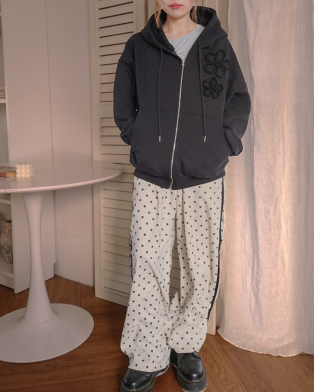 flower motif sweat zip hoodie