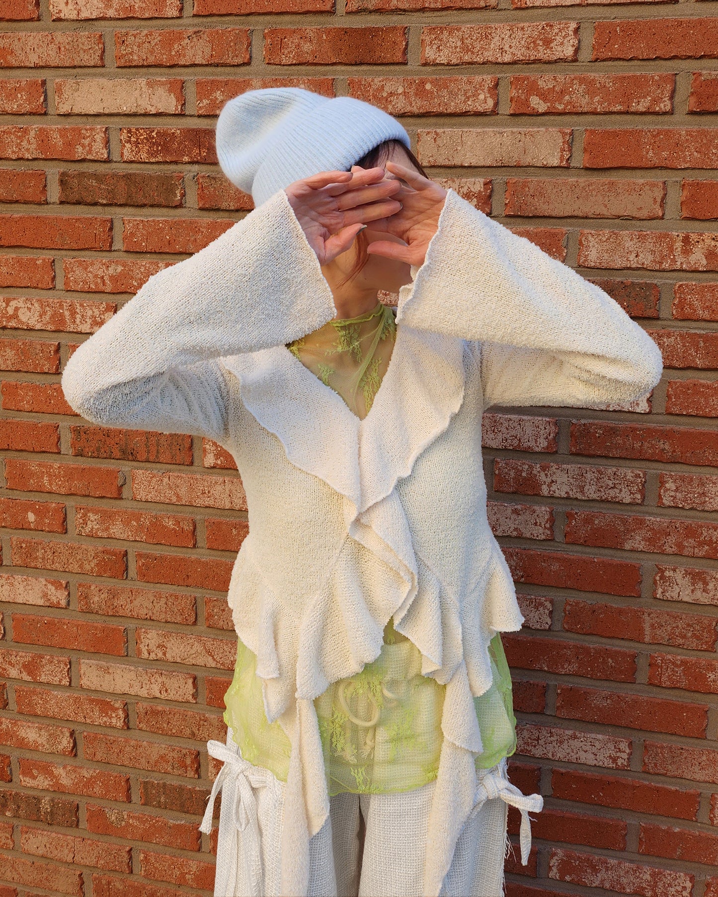 raffle frill top