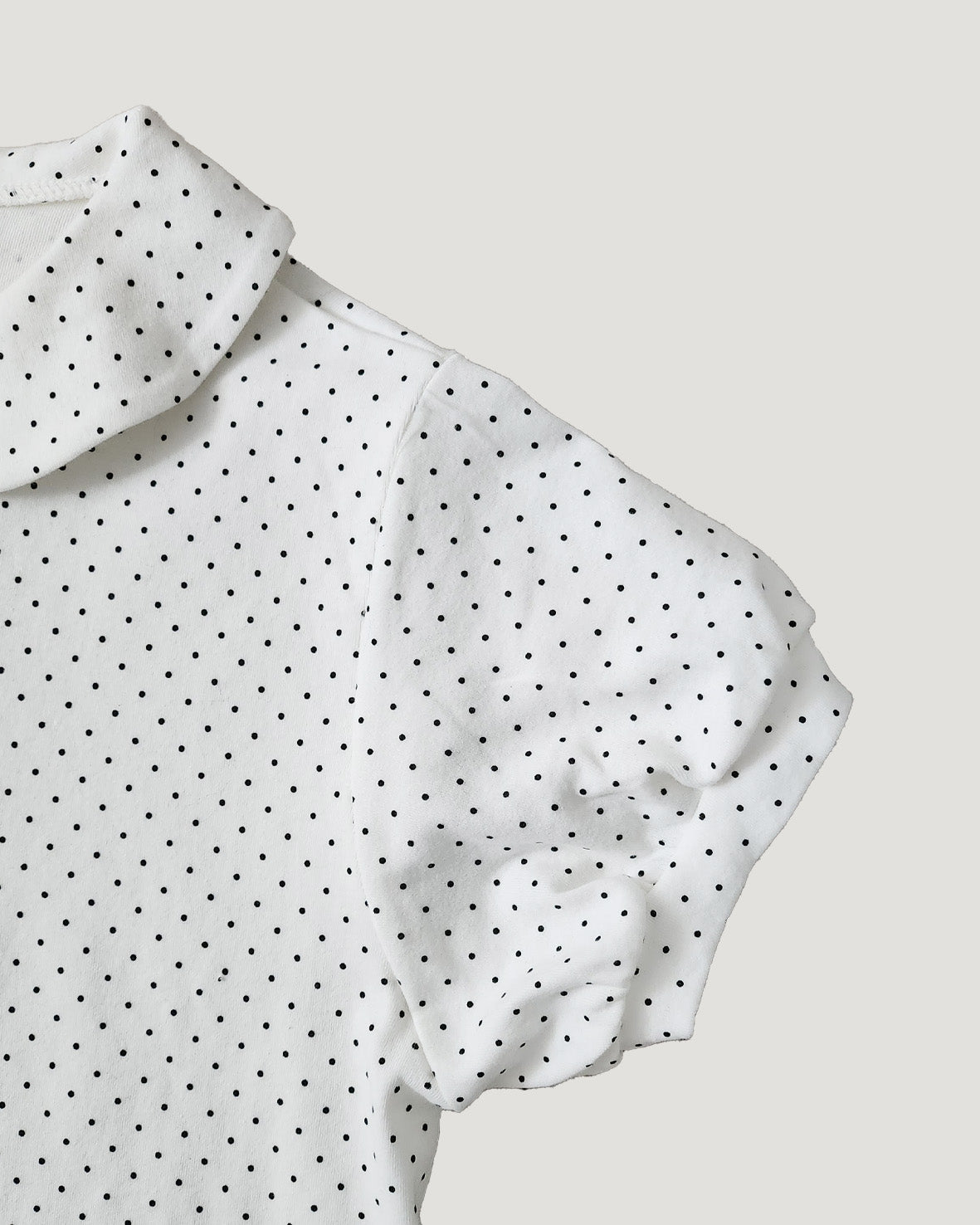 dot puff sleeve collar T