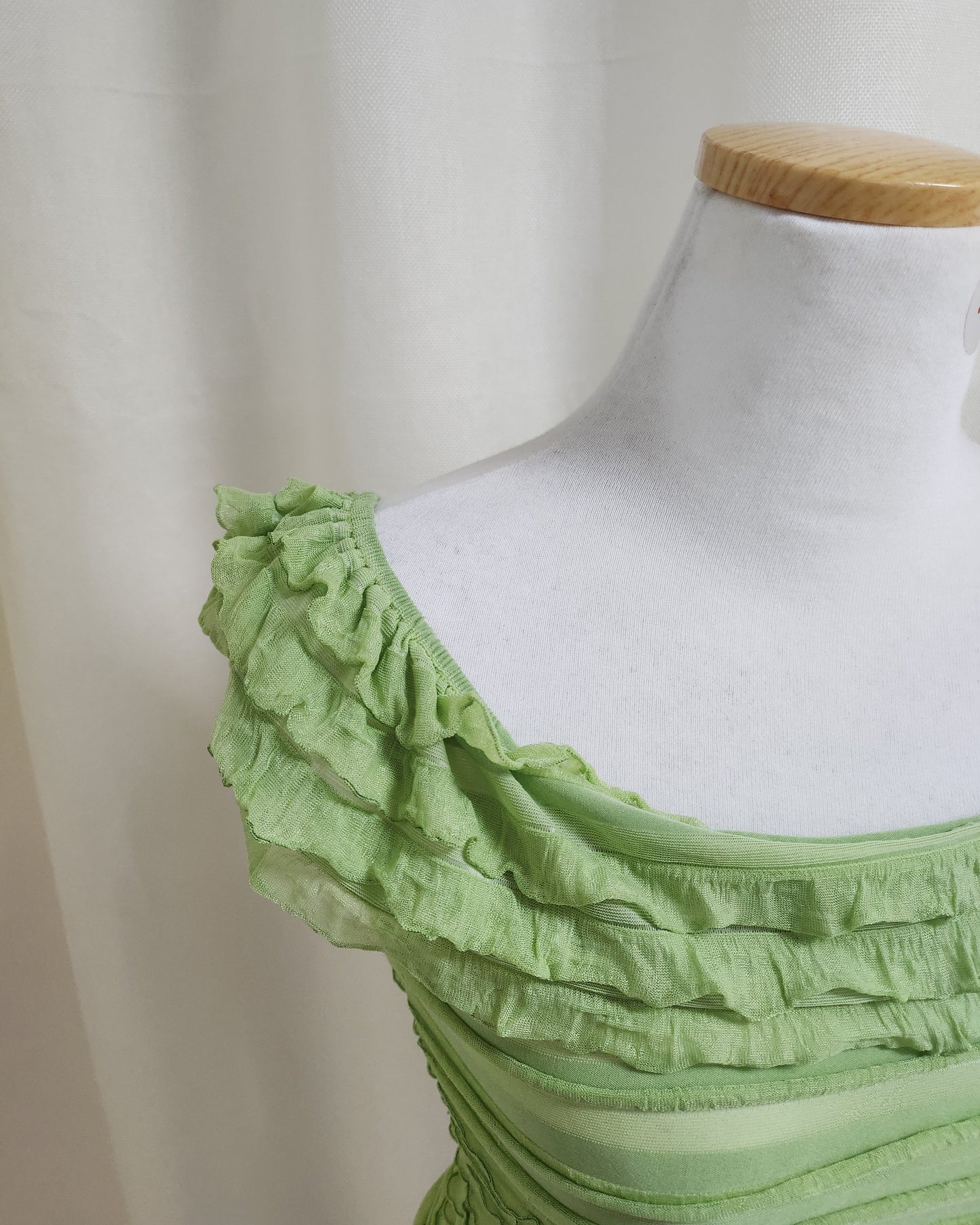 tiered frill top