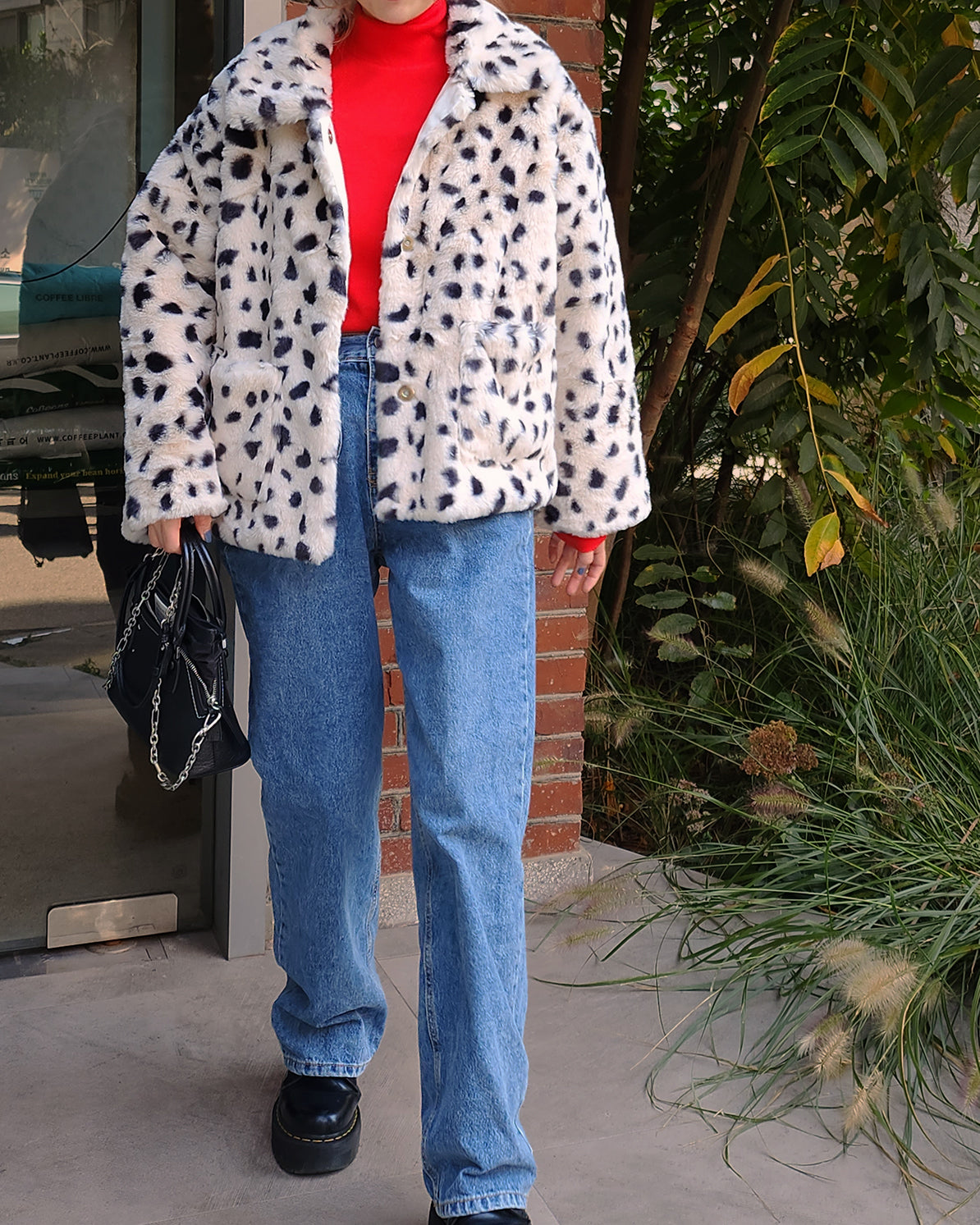 dalmatian pattern collar fur jacket