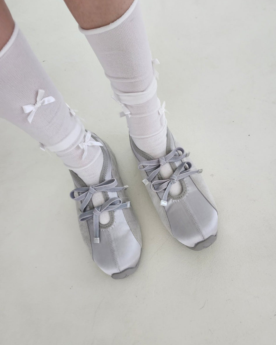 satin switching ribbon girly sneakers