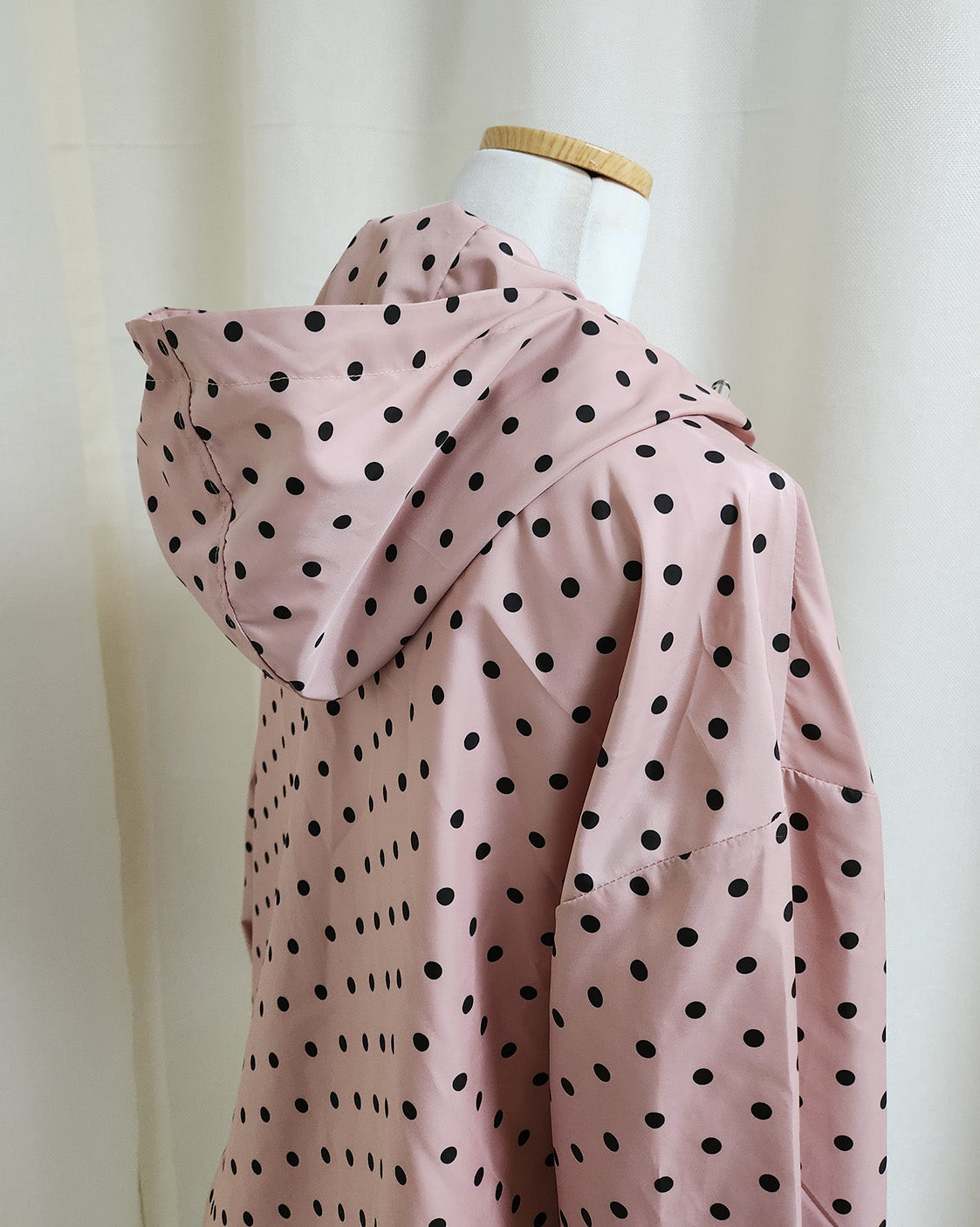 dot frill nylon blouson