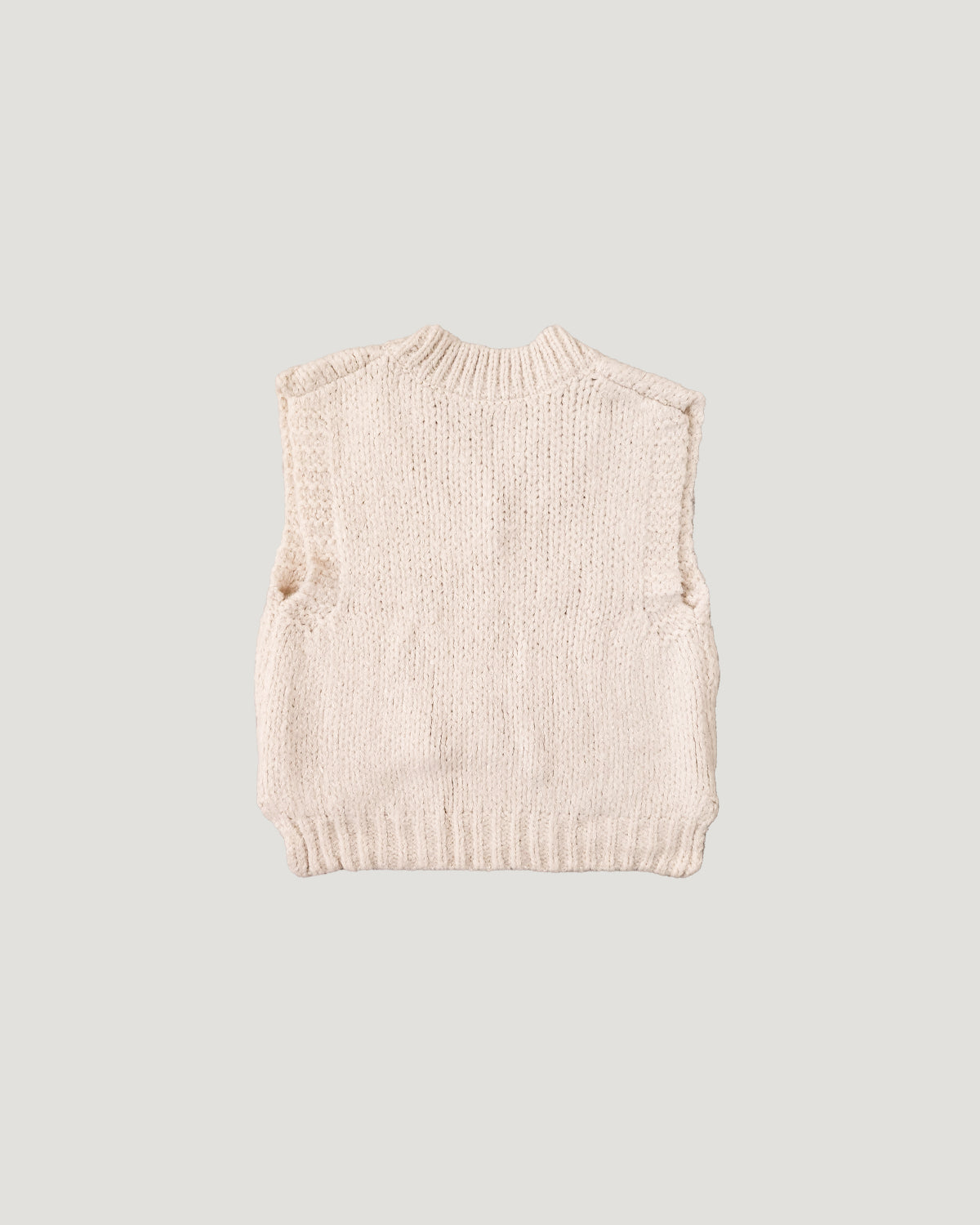 volume V neck knit vest