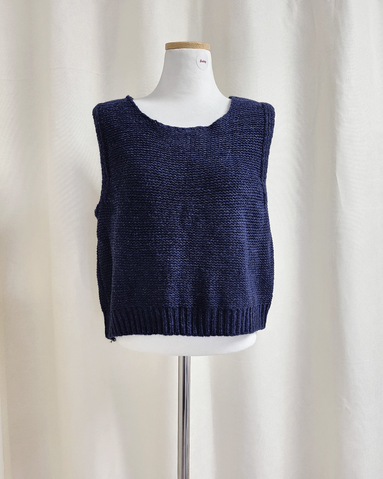 back ribbon knit vest