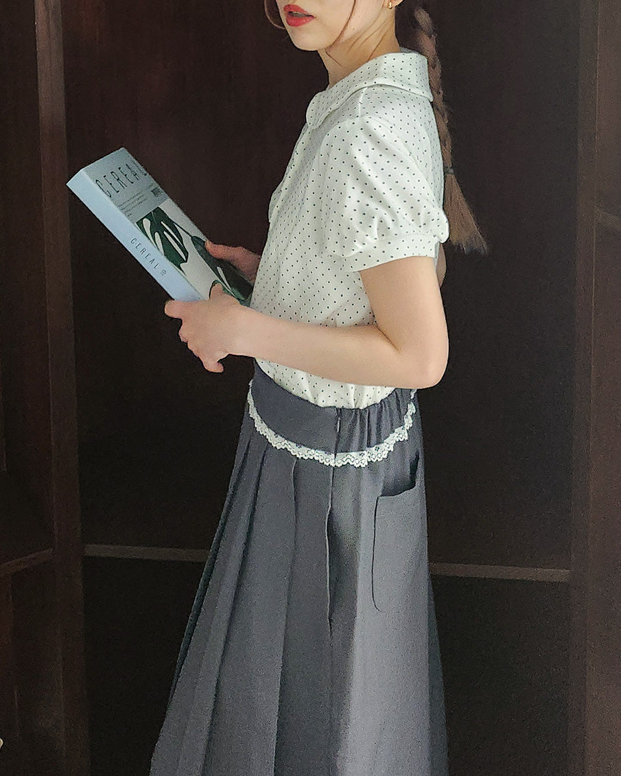 dot puff sleeve collar T