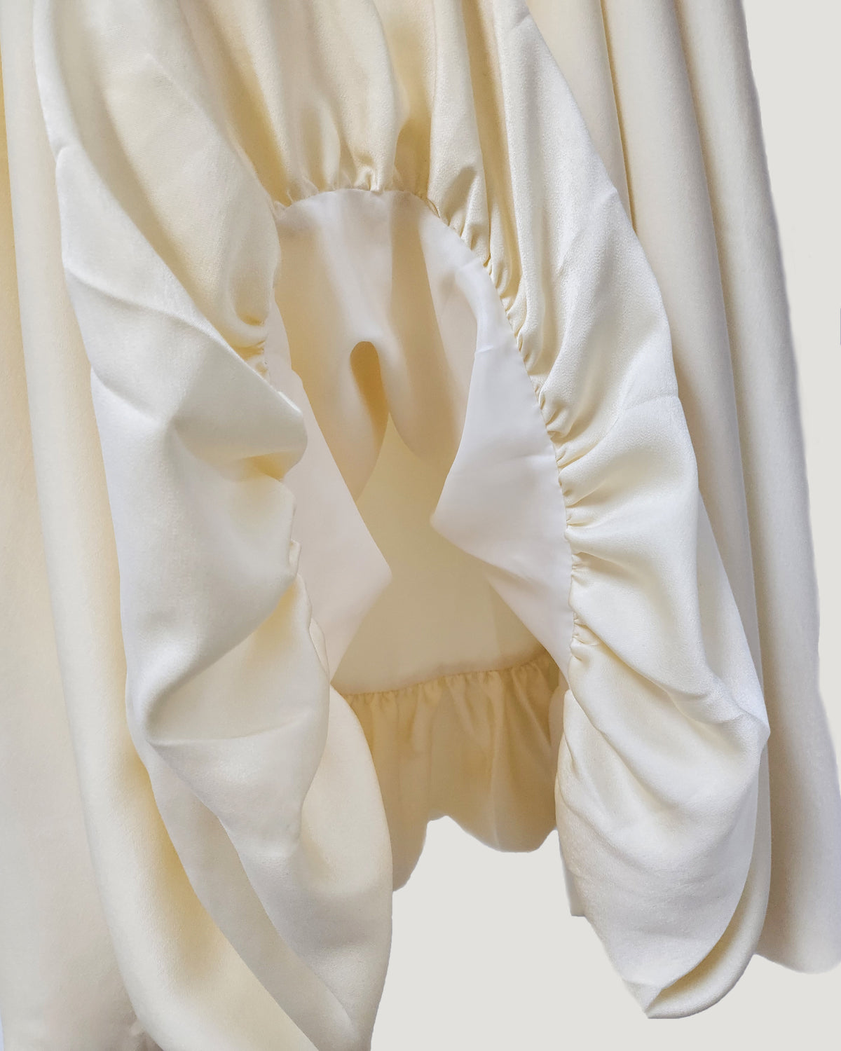 satin balloon long skirt