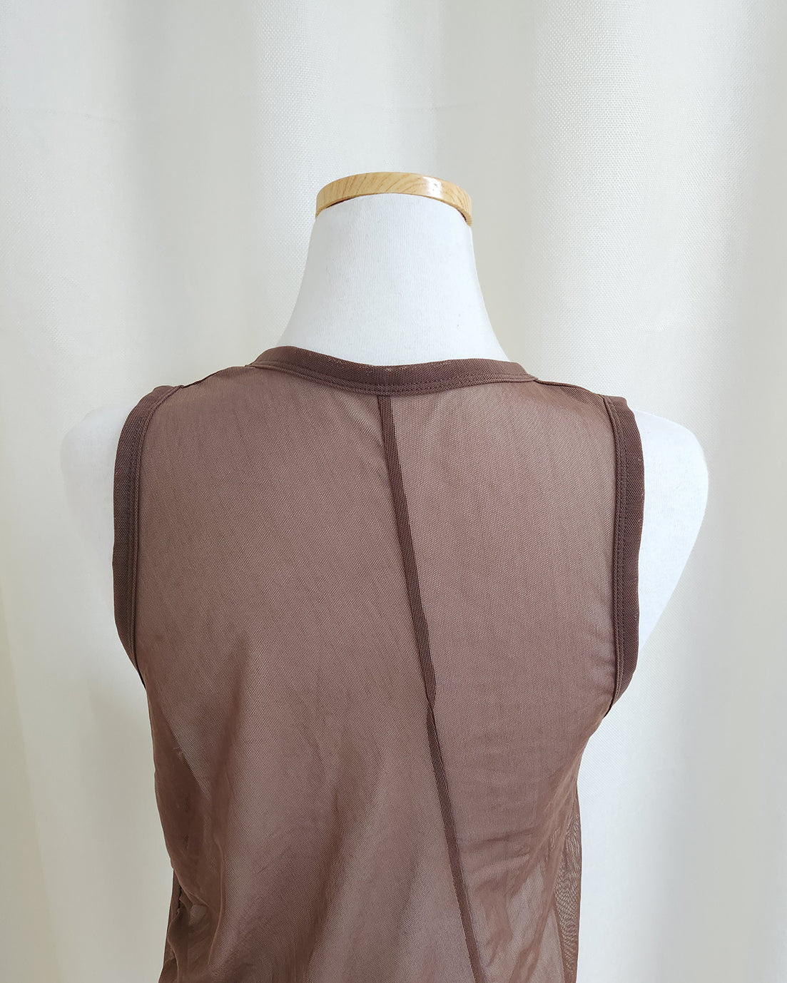 henry neck sheer sleeve less top