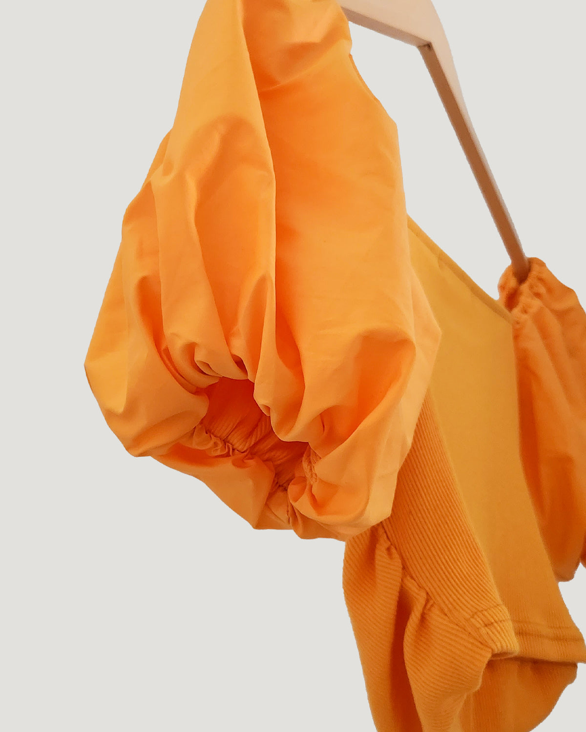 volume puff sleeve short top