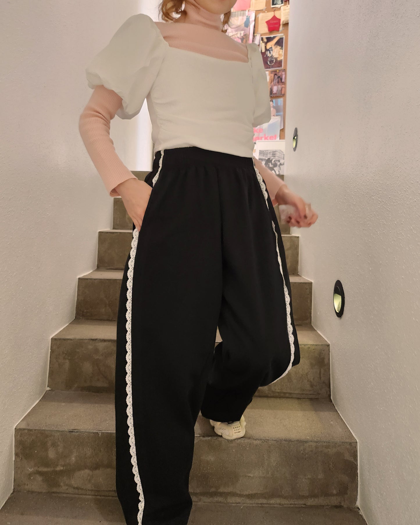 lace line sweat jogger pants