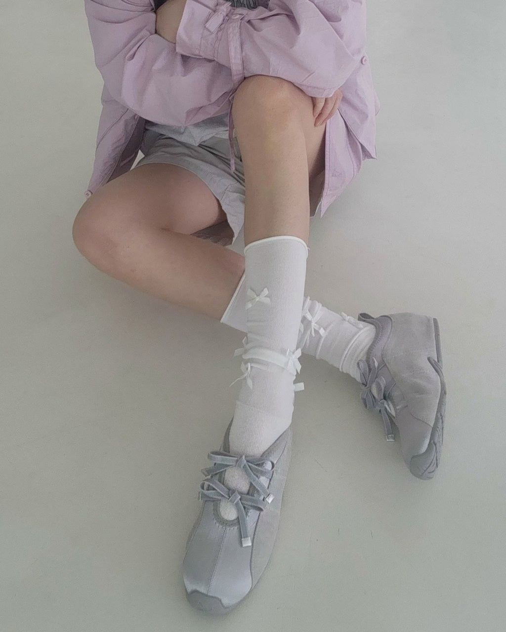 satin switching ribbon girly sneakers