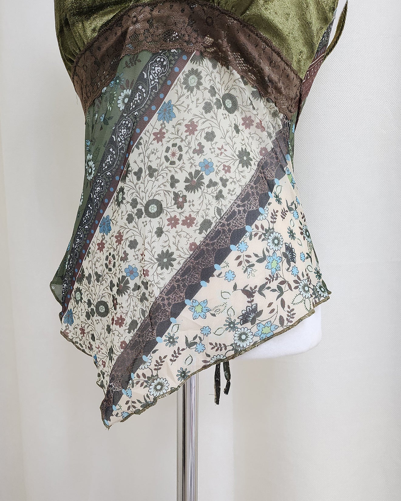 flower velvet switching sheer camisole