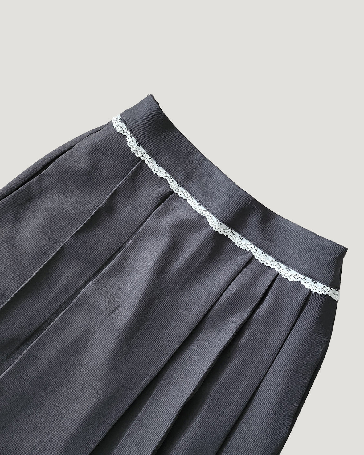 lace point pleated midi skirt