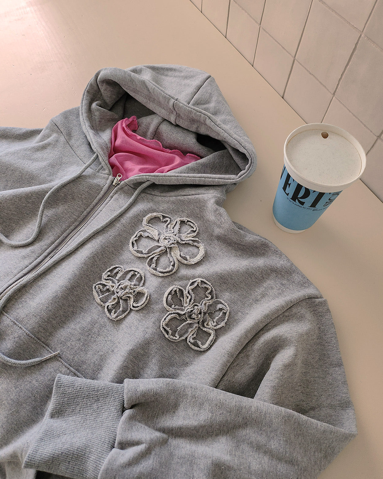 flower motif sweat zip hoodie
