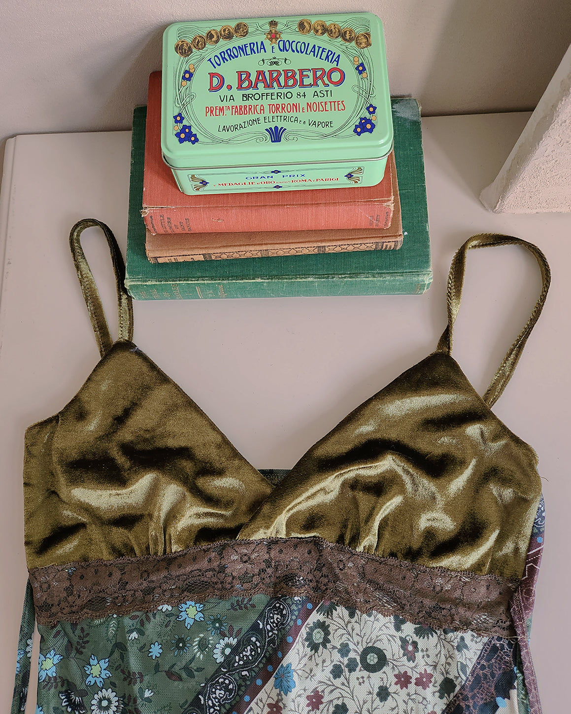 flower velvet switching sheer camisole