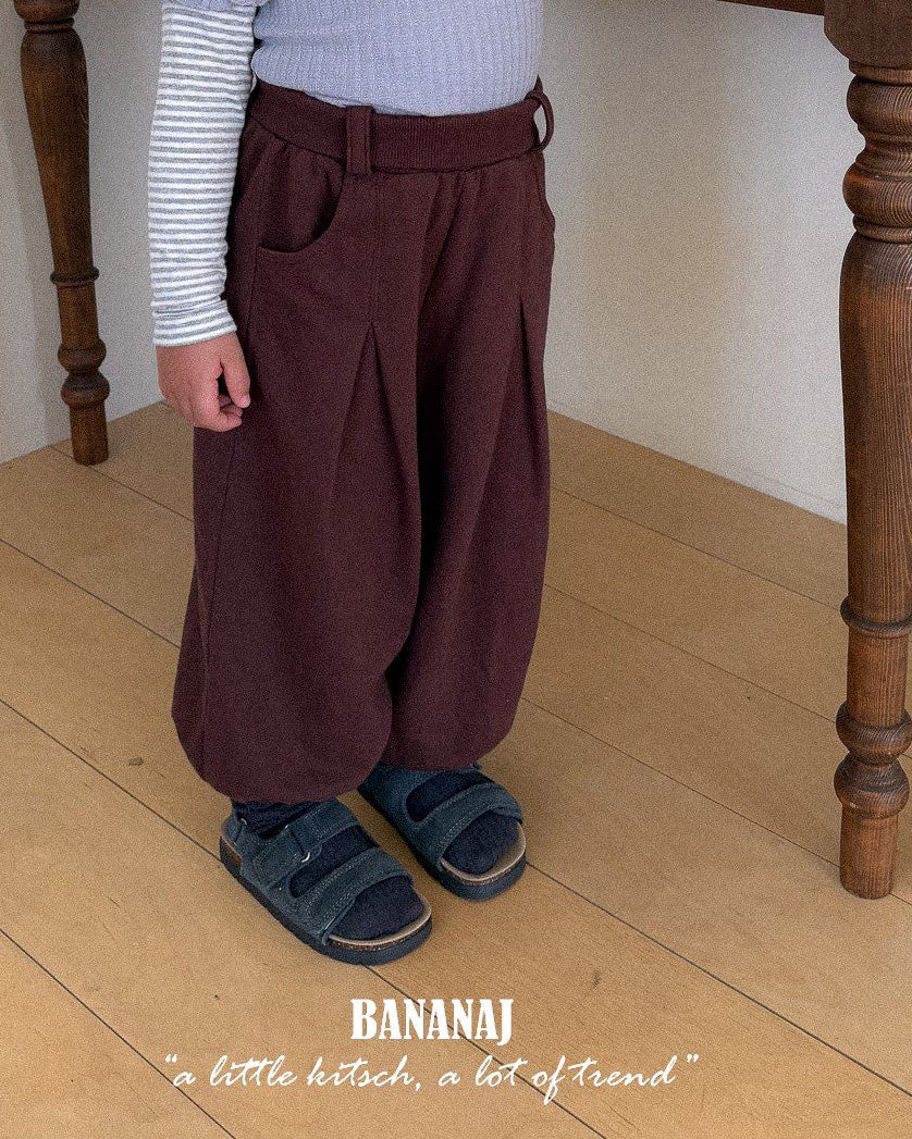 【BANANAJ】ecru jogger pants