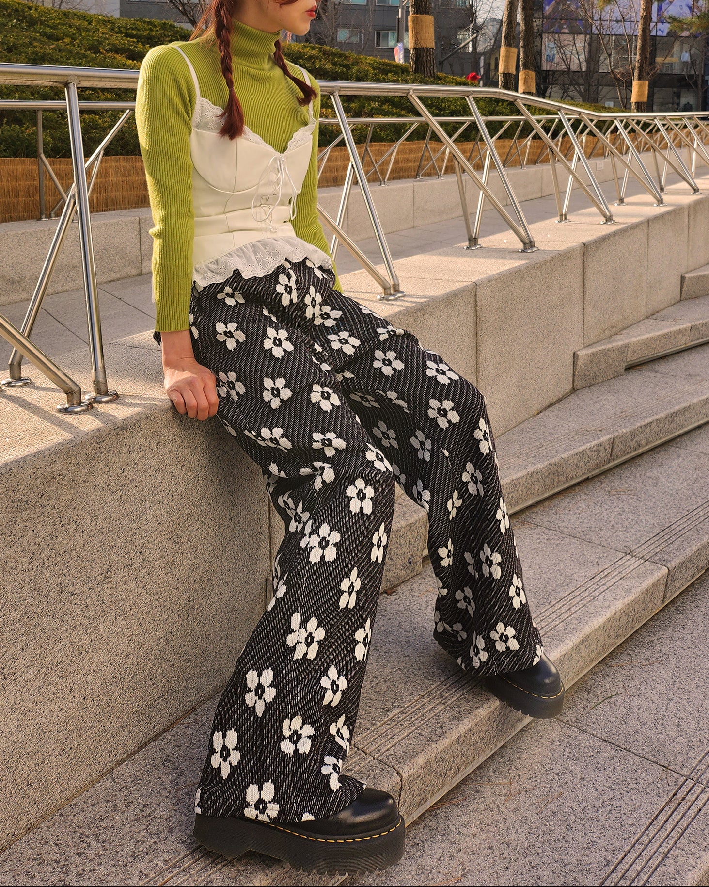 flower jacquard pants