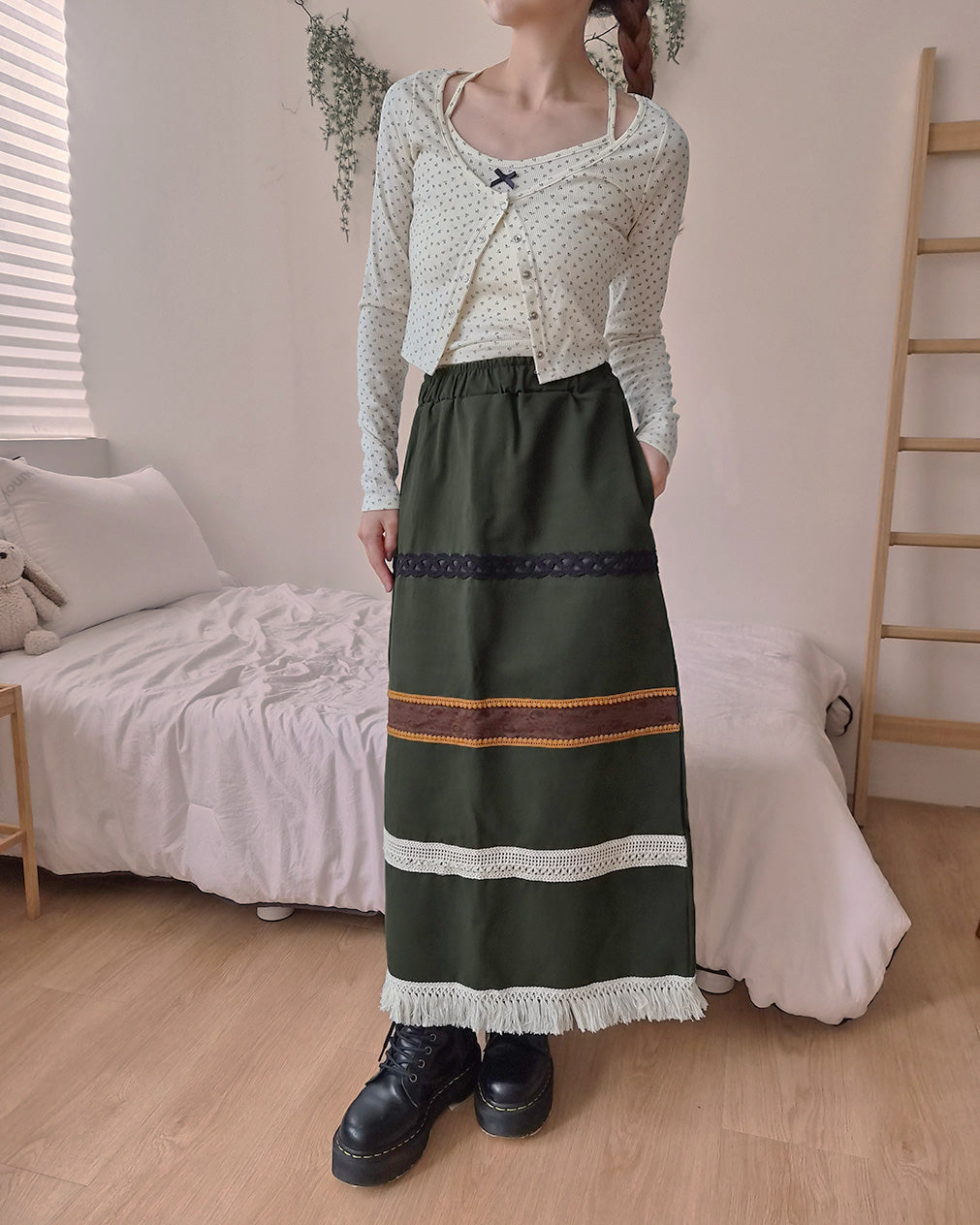 fringe design long skirt