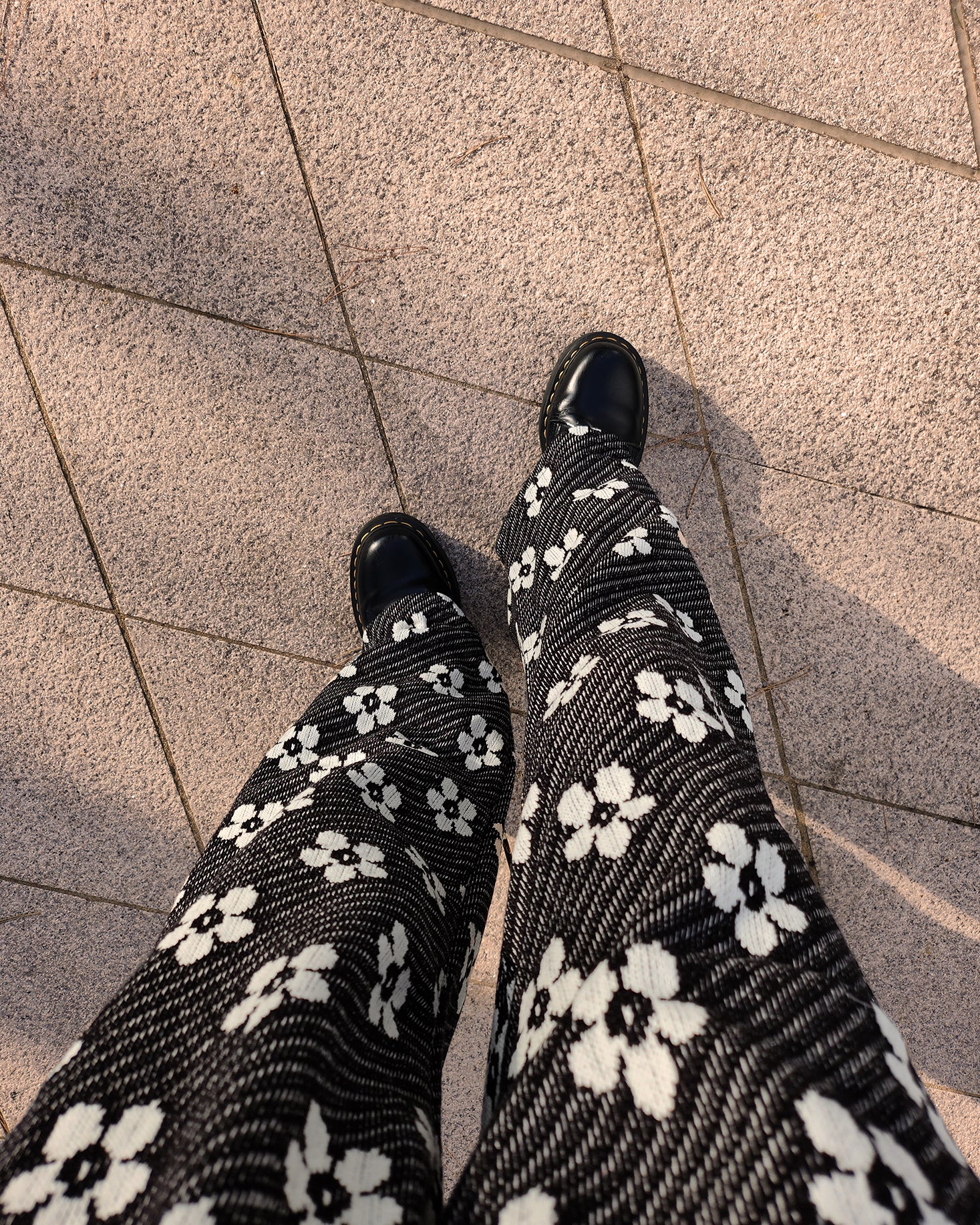 flower jacquard pants