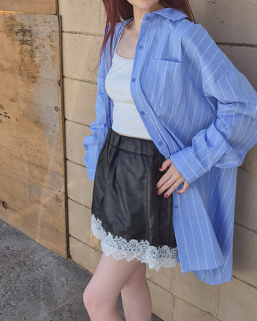 fake leather lace point short pants