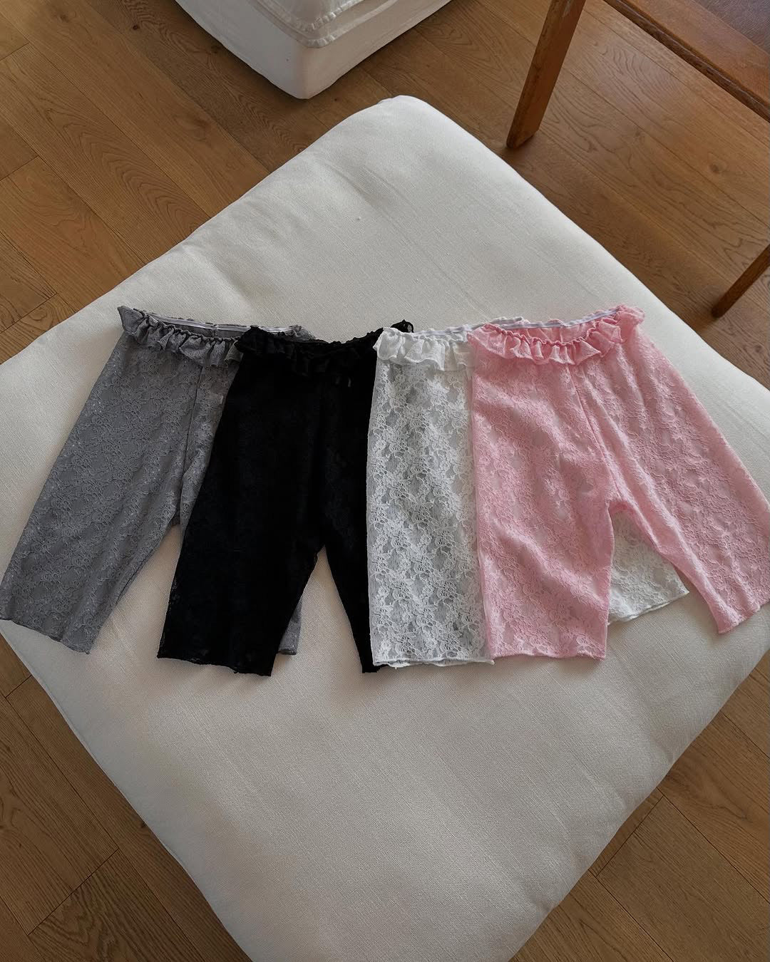 waist frill lace half leggings