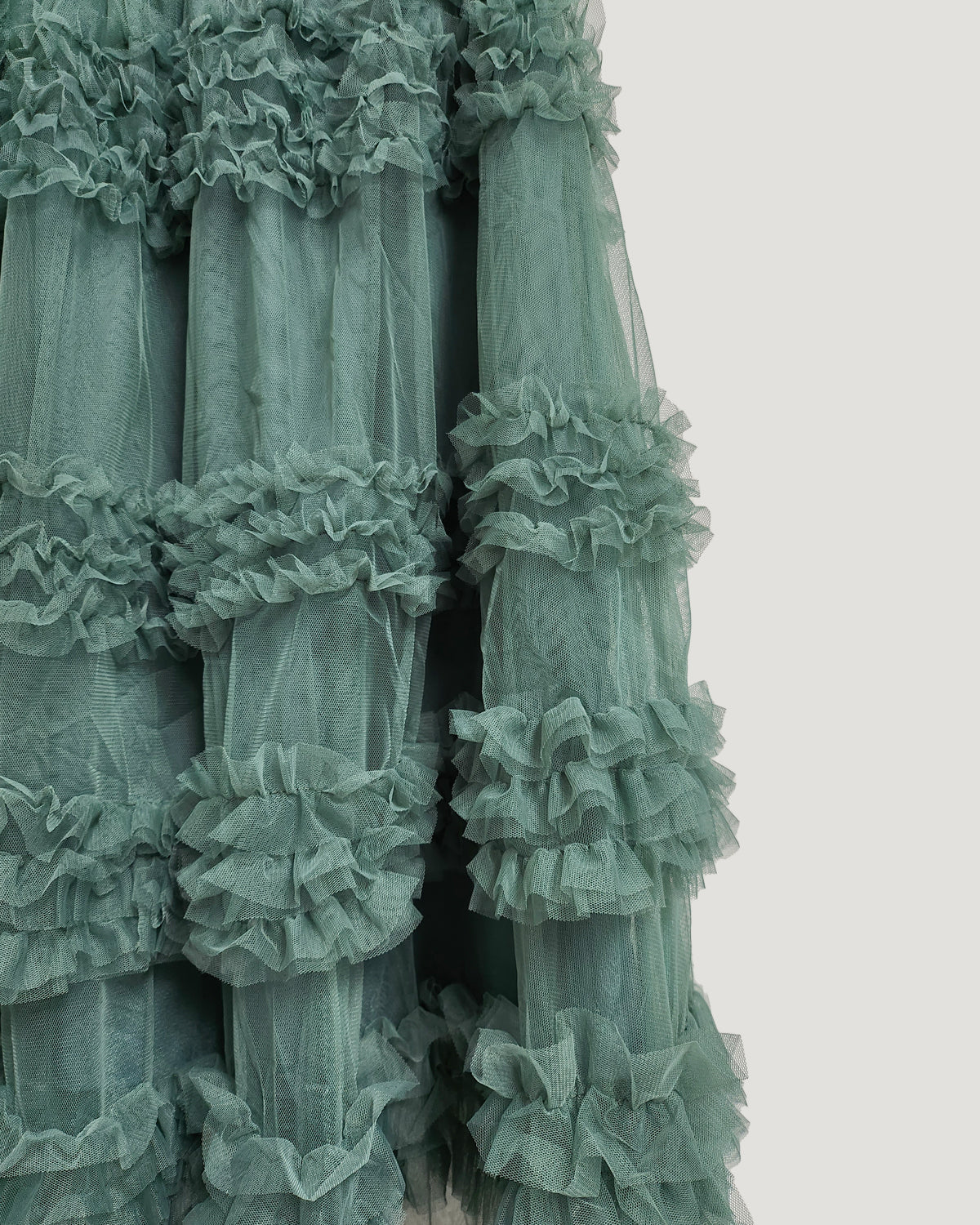 tiered volume frill tulle skirt